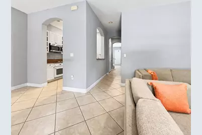 6927 Julia Gardens Drive, Coconut Creek, FL 33073 - Photo 8
