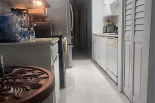 832 NW 81st Ave, Plantation, FL 33324 - Photo 6