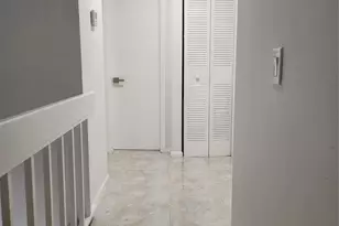 832 NW 81st Ave, Plantation, FL 33324 - Photo 4