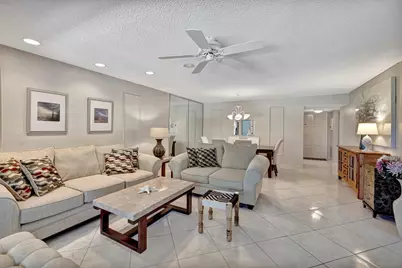 4270 NW 40th Street #302, Fort Lauderdale, FL 33319 - Photo 2