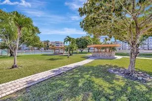 4270 NW 40th St, Lauderdale Lakes, FL 33319 - Photo 58