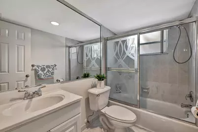 4270 NW 40th Street #302, Fort Lauderdale, FL 33319 - Photo 32