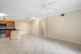6492 Emerald Dunes Dr, West Palm Beach, FL 33411 - Photo 6