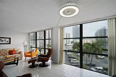800 Parkview Drive #524, Hallandale Beach, FL 33009 - Photo 14