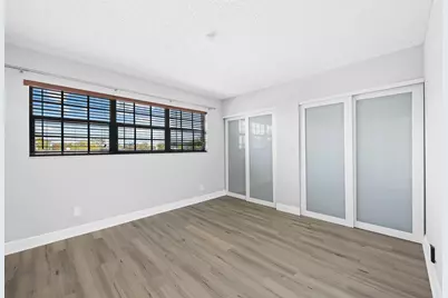 2127 NE 11th Avenue, Wilton Manors, FL 33305 - Photo 10