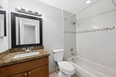 2127 NE 11th Avenue, Wilton Manors, FL 33305 - Photo 12