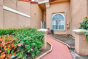 9720 Malvern Dr, Tamarac, FL 33321 - Photo 4