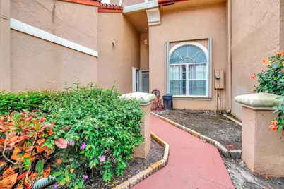 9720 Malvern Drive, Tamarac, FL 33321 - Photo 4