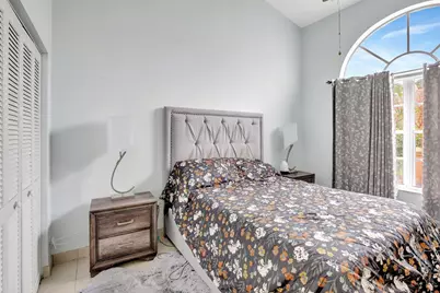 9720 Malvern Drive, Tamarac, FL 33321 - Photo 32