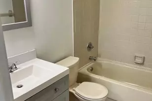 1040 Twin Lakes Dr, Coral Springs, FL 33071 - Photo 14