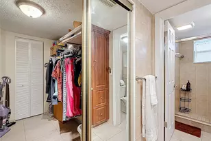 4270 NW 40th St, Lauderdale Lakes, FL 33319 - Photo 44