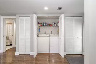 150 S Hollybrook Terrace, Pembroke Pines, FL 33025 - Photo 6