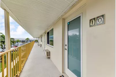 11 SW 4th Avenue #10, Boca Raton, FL 33432 - Photo 2