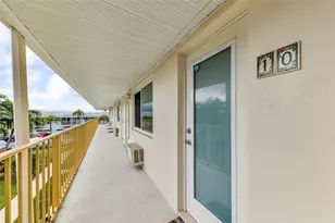 11 SW 4th Ave, Boca Raton, FL 33432 - Photo 2