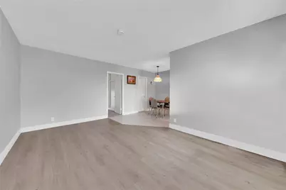 11 SW 4th Avenue #10, Boca Raton, FL 33432 - Photo 4