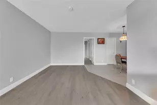 11 SW 4th Ave, Boca Raton, FL 33432 - Photo 6