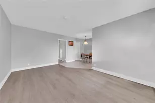 11 SW 4th Ave, Boca Raton, FL 33432 - Photo 4