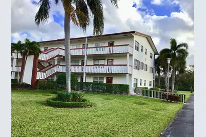 84 Brighton B #84, Boca Raton, FL 33434 - Photo 1