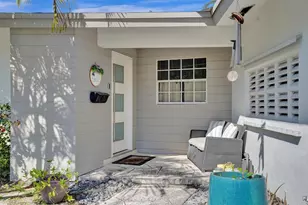 1325 Middle River Dr, Fort Lauderdale, FL 33304 - Photo 2