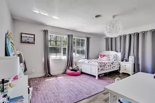 1325 Middle River Dr, Fort Lauderdale, FL 33304 - Photo 28