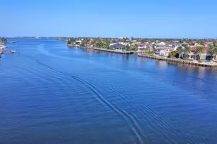 689 NE 6th Ct, Boynton Beach, FL 33435 - Photo 54