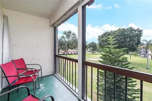 811 S Hollybrook Dr, Hollywood, FL 33025 - Photo 14
