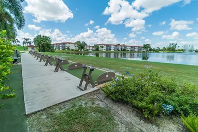 811 S Hollybrook Drive #301, Pembroke Pines, FL 33025 - Photo 26