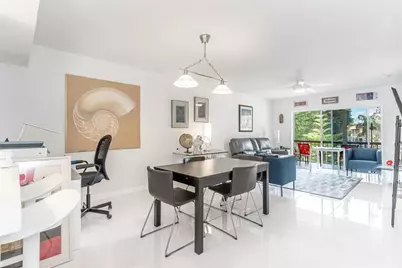 811 S Hollybrook Drive #301, Miramar, FL 33025 - Photo 2