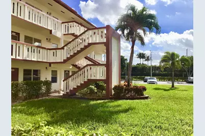 308 Brighton H #308, Boca Raton, FL 33434 - Photo 2