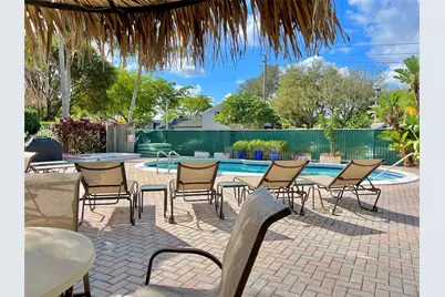 2124 NE 5th Avenue #208, Wilton Manors, FL 33305 - Photo 22