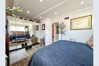 2124 NE 5th Avenue #208, Wilton Manors, FL 33305 - Photo 10