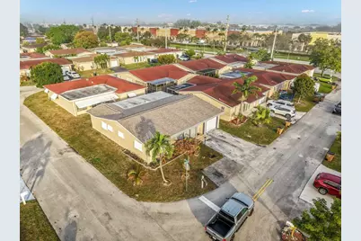 4891 NW 14th Avenue, Lighthouse Point, FL 33064 - Photo 4
