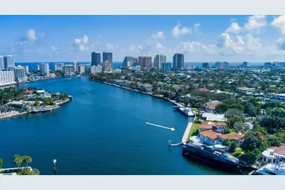 2301 Aqua Vista Boulevard, Fort Lauderdale, FL 33301 - Photo 2