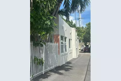 675 NW 34th Street, Miami, FL 33127 - Photo 4