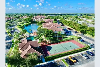 7670 Westwood Drive #718, Tamarac, FL 33321 - Photo 2