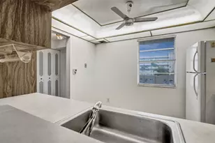 131 SE 3rd Ave, Dania Beach, FL 33004 - Photo 16