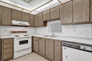 131 SE 3rd Ave, Dania Beach, FL 33004 - Photo 12