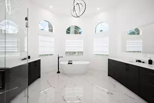 12046 NW 49th Dr, Pompano Beach, FL 33076 - Photo 16