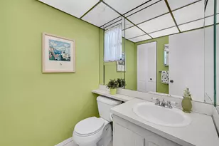 10123 Sunrise Lakes Blvd, Sunrise, FL 33322 - Photo 12