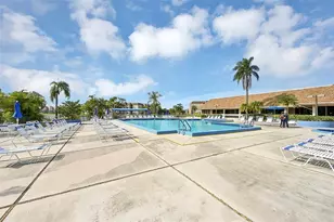 10123 Sunrise Lakes Blvd, Sunrise, FL 33322 - Photo 34