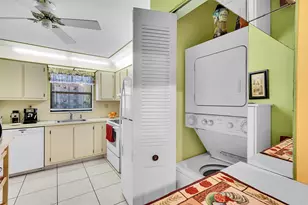 10123 Sunrise Lakes Blvd, Sunrise, FL 33322 - Photo 2