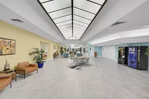 10123 Sunrise Lakes Blvd, Sunrise, FL 33322 - Photo 24