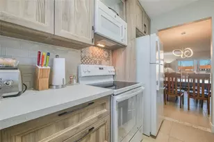 2791 N Pine Island Rd, Sunrise, FL 33322 - Photo 10