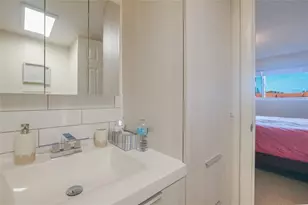 2791 N Pine Island Rd, Sunrise, FL 33322 - Photo 20