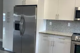 8962 S Hollybrook Blvd, Hollywood, FL 33025 - Photo 6