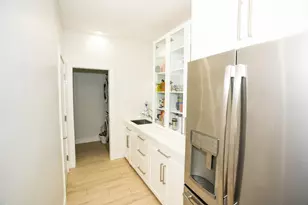 1121 Bel Air Dr, Boca Raton, FL 33487 - Photo 14