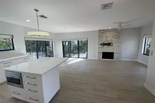 1121 Bel Air Dr, Boca Raton, FL 33487 - Photo 12