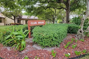 8260 SW 24th St, North Lauderdale, FL 33068 - Photo 26