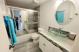 8260 SW 24th St, North Lauderdale, FL 33068 - Photo 22