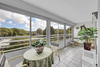 2504 Antigua Terrace #J3, Pompano Beach, FL 33066 - Photo 2